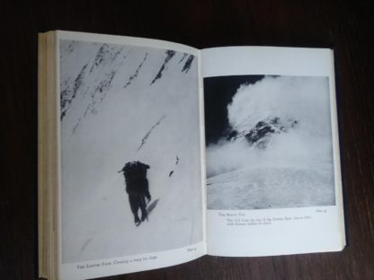 1954 First edition copy of The Conquest of Everest by Sir John Hunt photograph plate 34 and 35