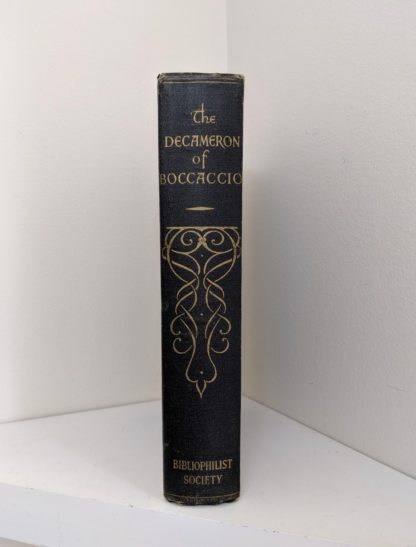 Spine view of The Decameron of Boccaccio by Giovanni Boccaccio. Published by The Bibliophilist Society circa 1930s