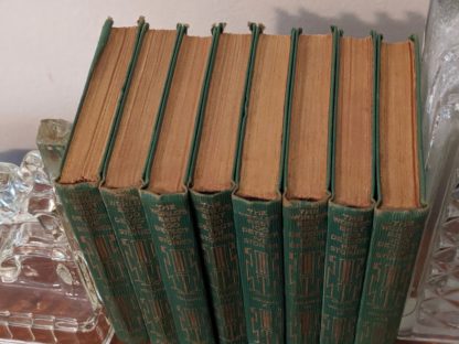 top edge textblock view on a view on a set of The Worlds Best 100 Detective Stories - In Ten Volumes - Full Set published by Funk & Wagnalls Company