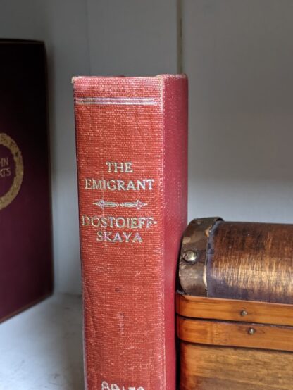 1916 The Emigrant by Dostoieff Skaya - head of spine view