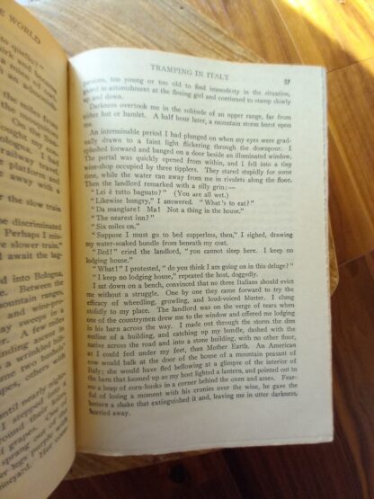Tramping in Italy - 1910 A Vagabond Journey Around the World by Harry A. Franck - Dollar Edition