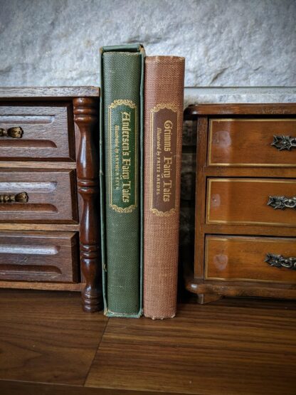 1945 Grimms' and Andersen's Fairy Tales - 2 Book Set - Grosset & Dunlap publishers - Binding View