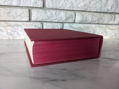 top edge of textblock - 1967 Wines of the World edited by Andre L. Simon - McGraw-Hill Book Company