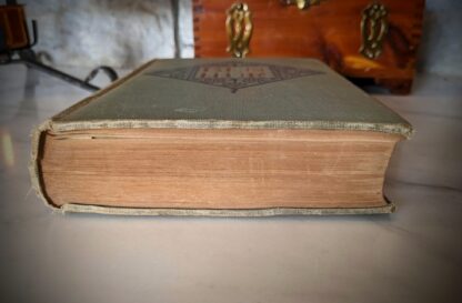 bottom egde of textblock - Ben-Hur by Lew Wallace - Wallace Memorial Edition