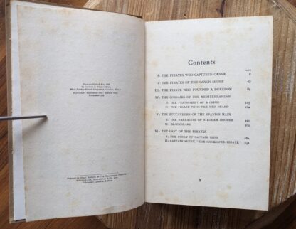 Publication and Contents pages - 1926 The Book of Pirates by Henry Gilbert