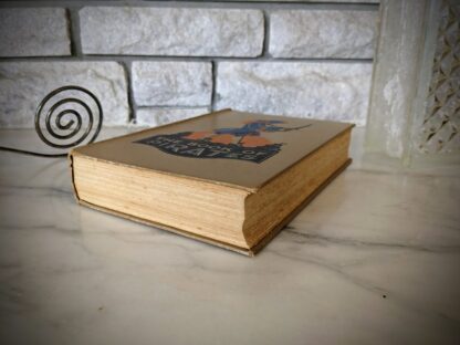 bottom edge of textblock - 1926 The Book of Pirates by Henry Gilbert